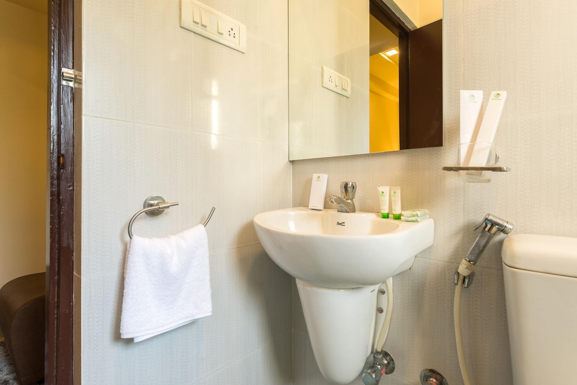 Hotel Treebo Nestlay Casa Chennai Zewnętrze zdjęcie