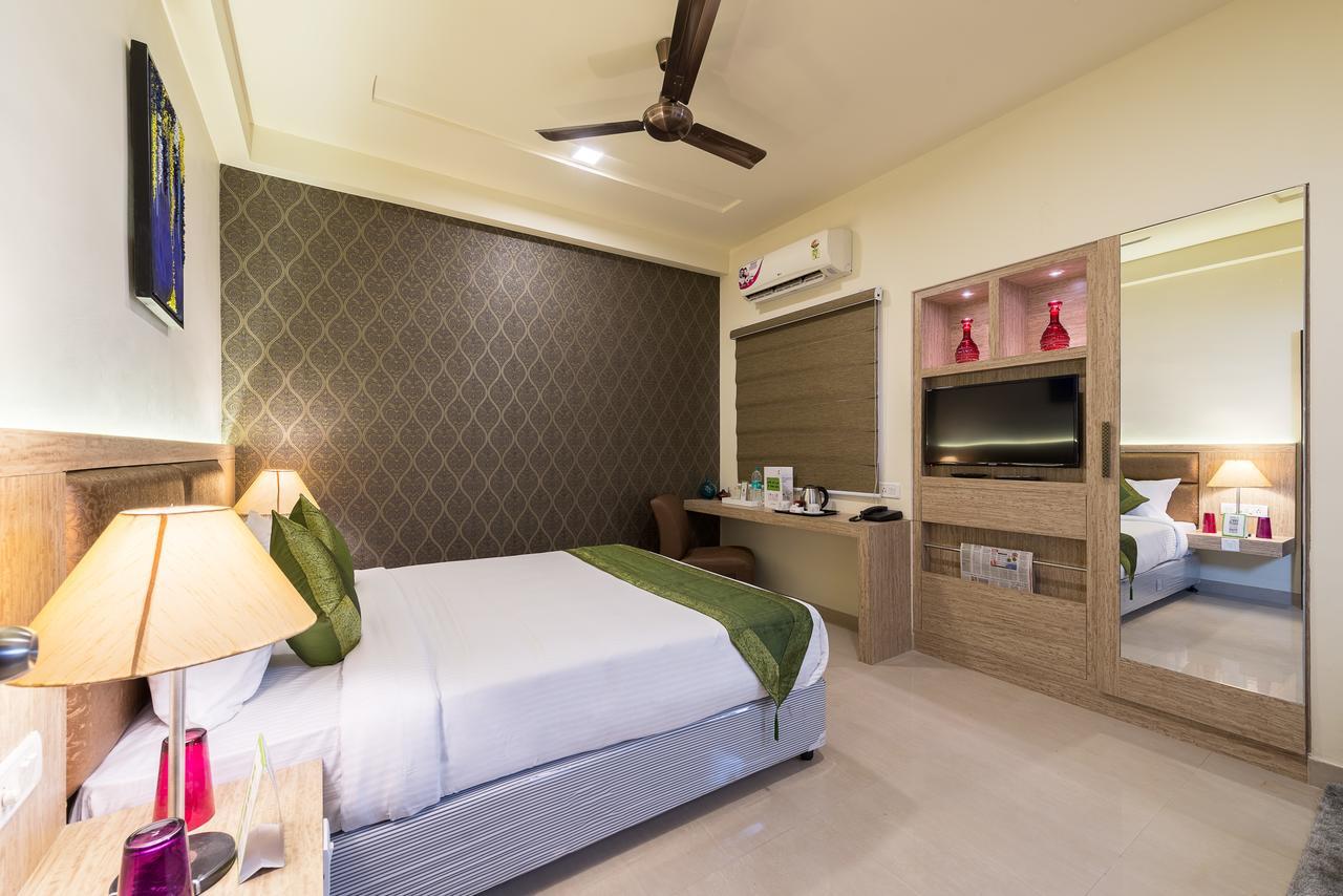 Hotel Treebo Nestlay Casa Chennai Zewnętrze zdjęcie