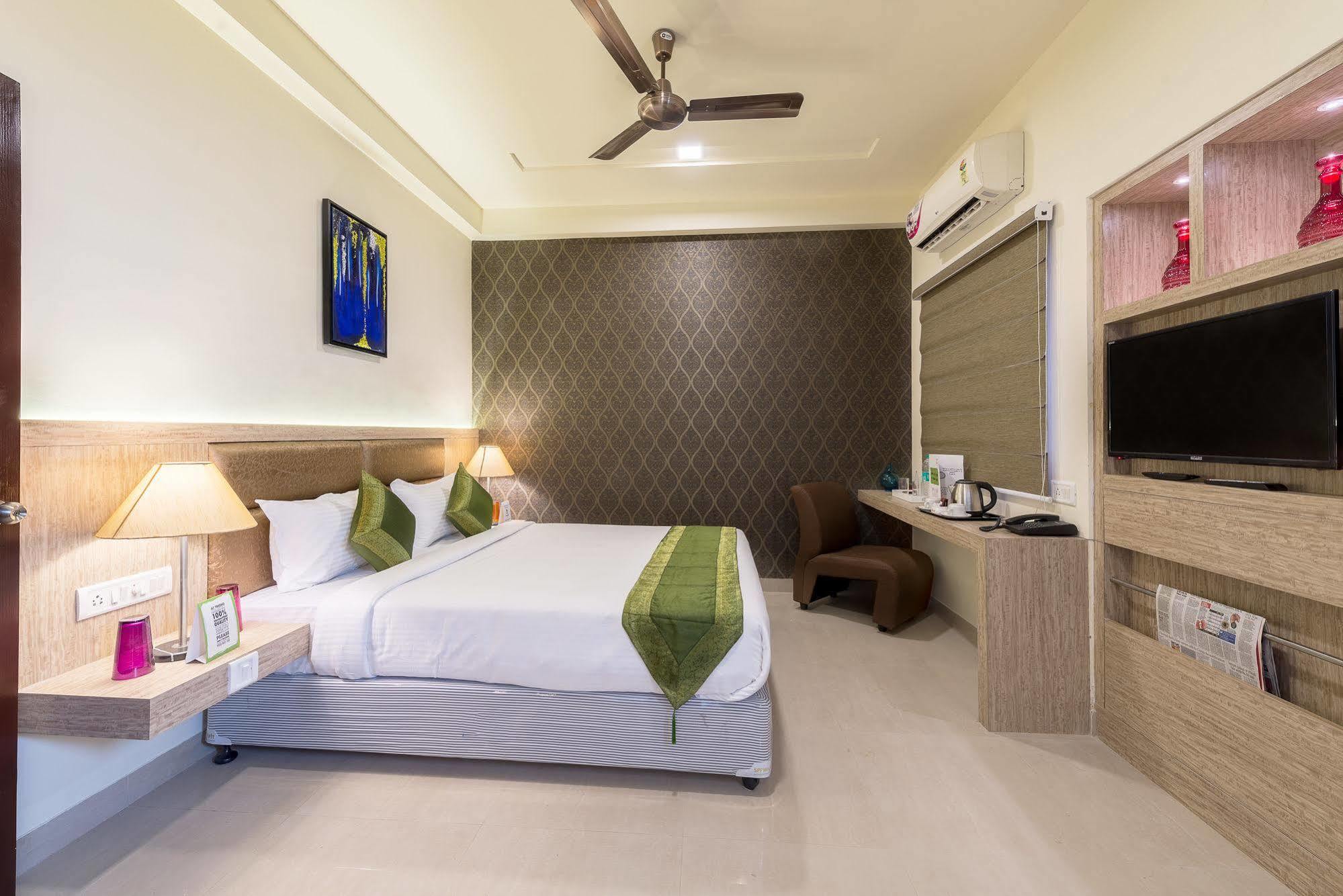 Hotel Treebo Nestlay Casa Chennai Zewnętrze zdjęcie